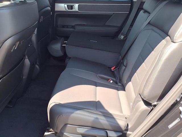 2026 Hyundai Santa Fe Limited - Photo 11