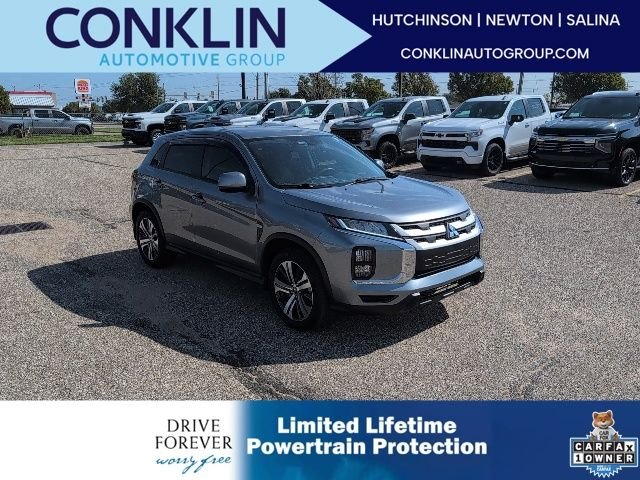 Used 2024 Gray Mitsubishi 2.0 ES image 1