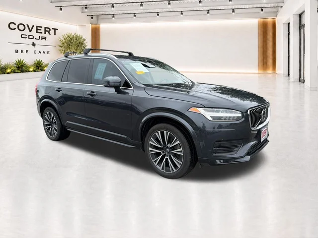 2022 Volvo XC90 T5 Momentum
