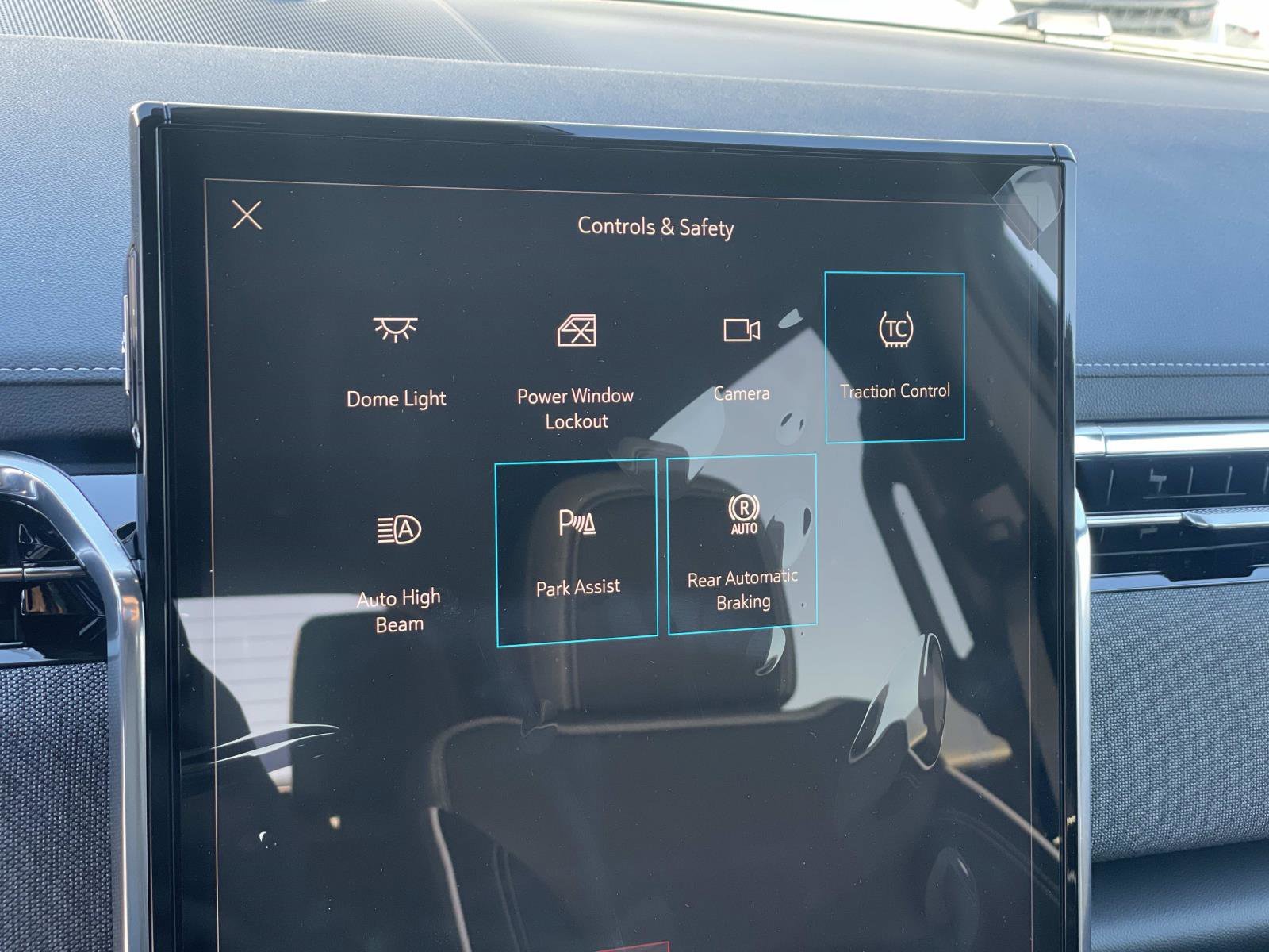 2026 GMC Sierra EV Elevation - Photo 15