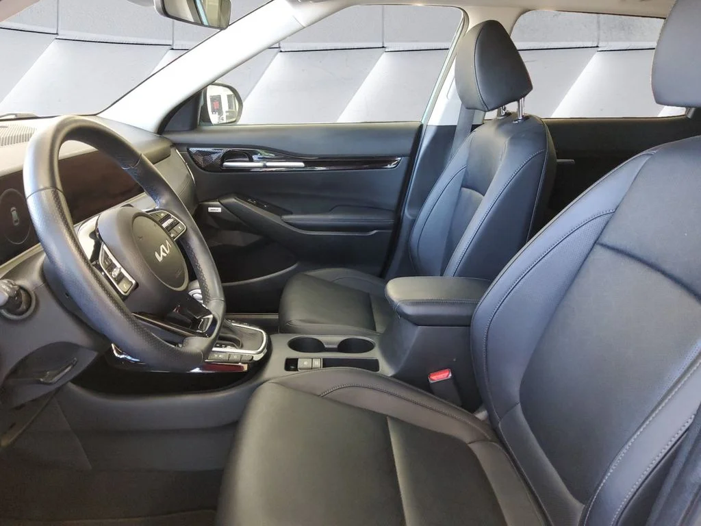 Certified Used 2024 Blue Kia SX image 7