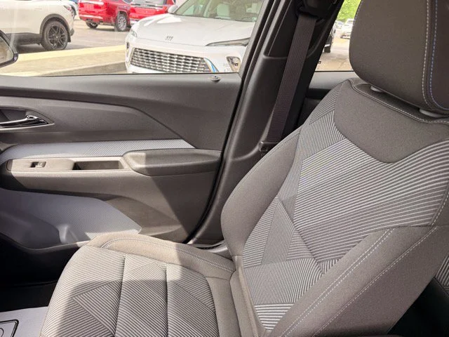 2027 Chevrolet Bolt LT - Photo 21