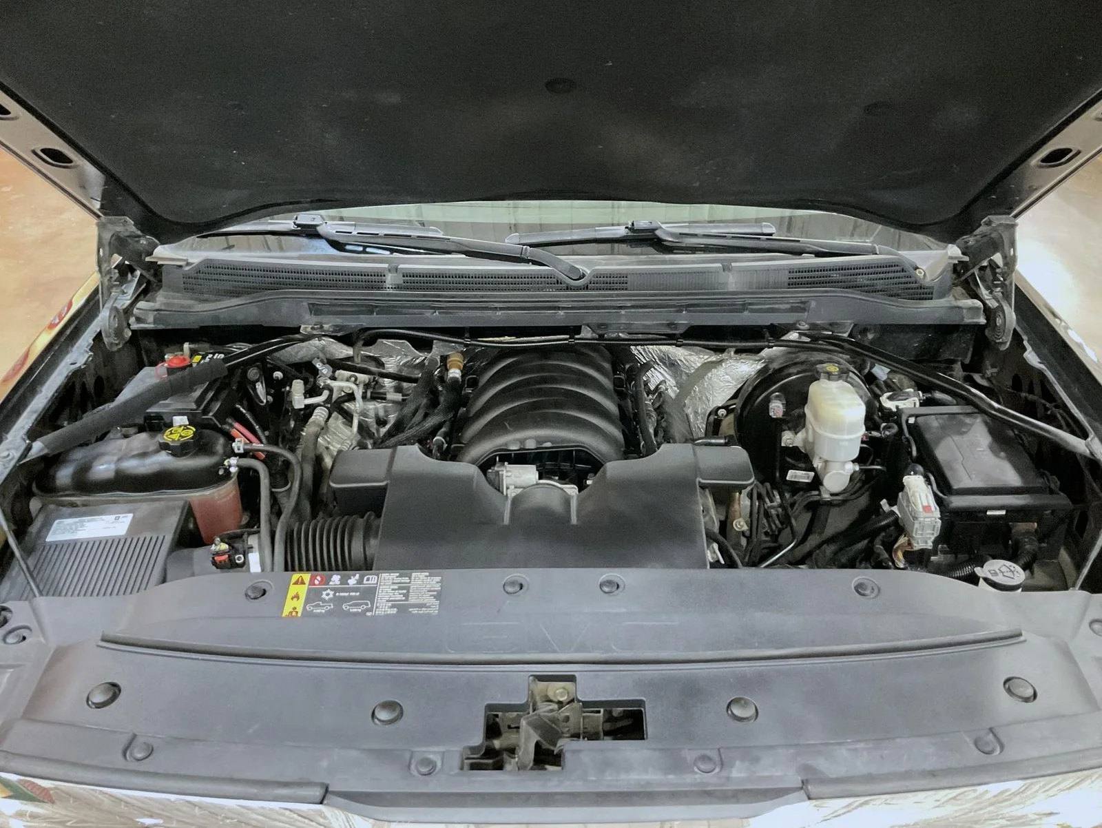 Used 2018 Black GMC SLT image 24