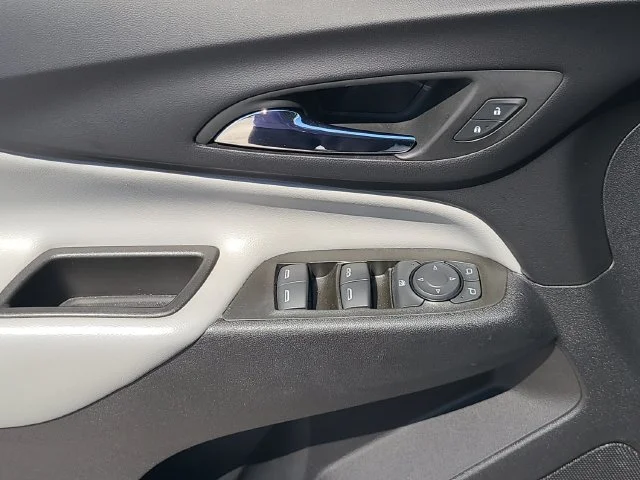 Used 2023 SUMMIT WHITE Chevrolet LS image 17