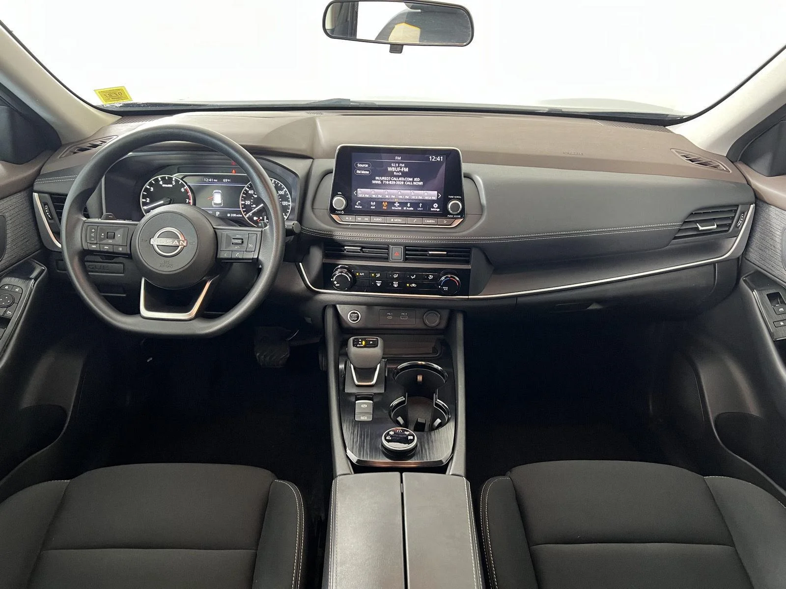 Used 2023 Gy Nissan S image 19