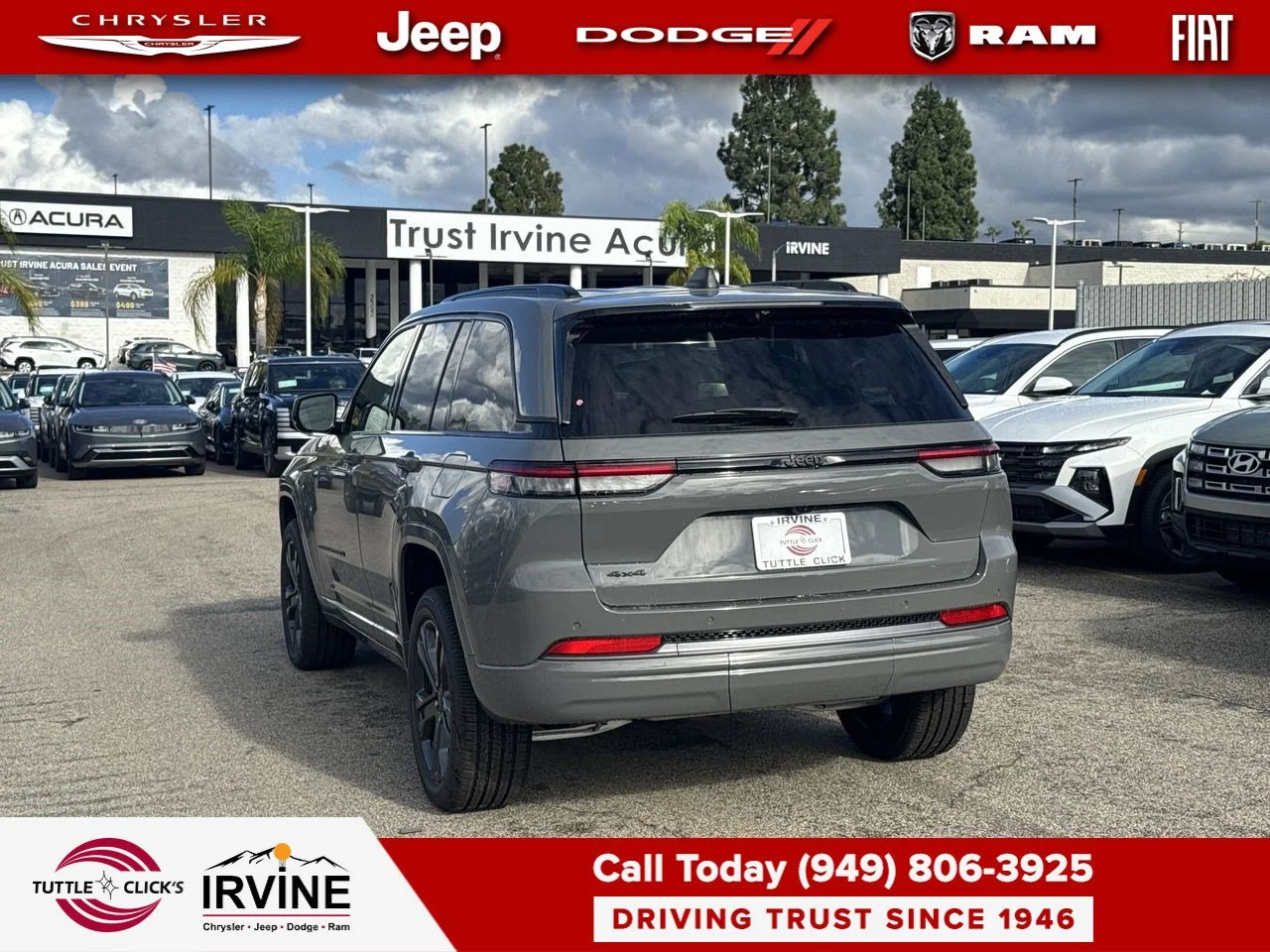 New 2027 Sting-Gray Clear-Coat Paint Jeep Limited Reserve image 12