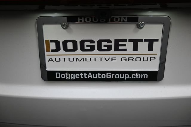 Used 2023 White Hyundai SEL image 2