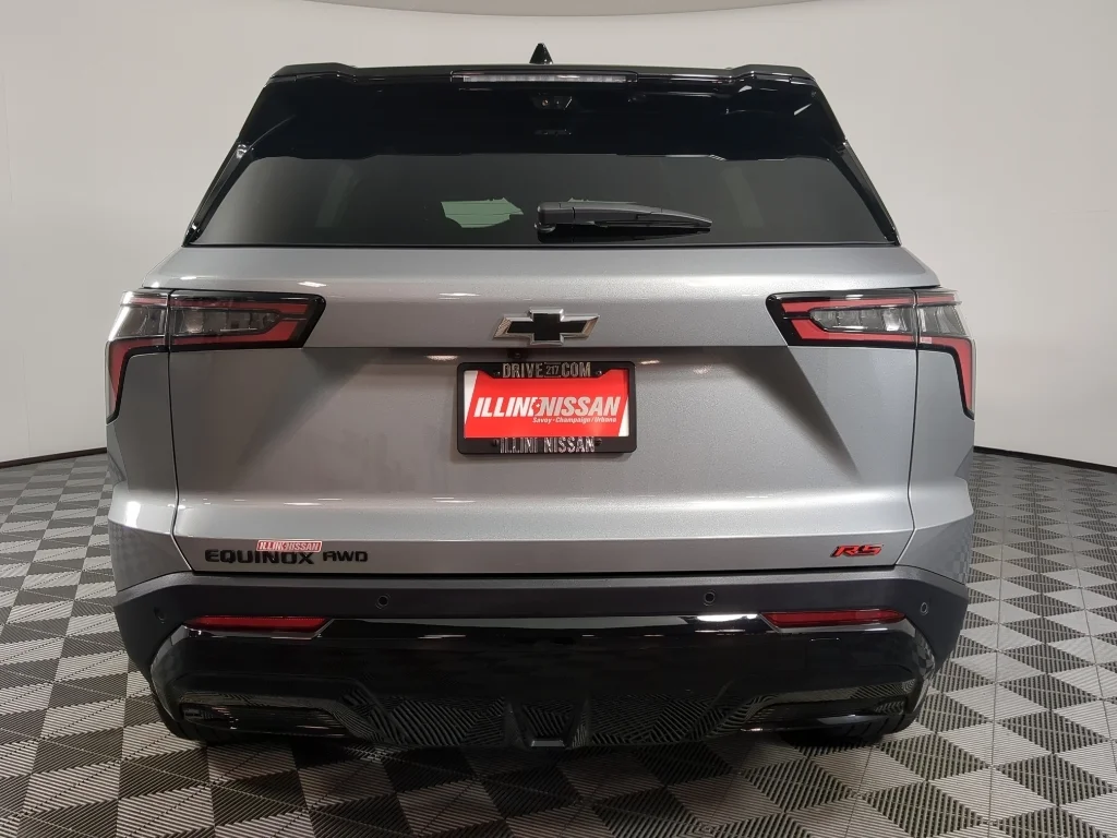 Used 2025 GRAY Chevrolet AWD RS image 6