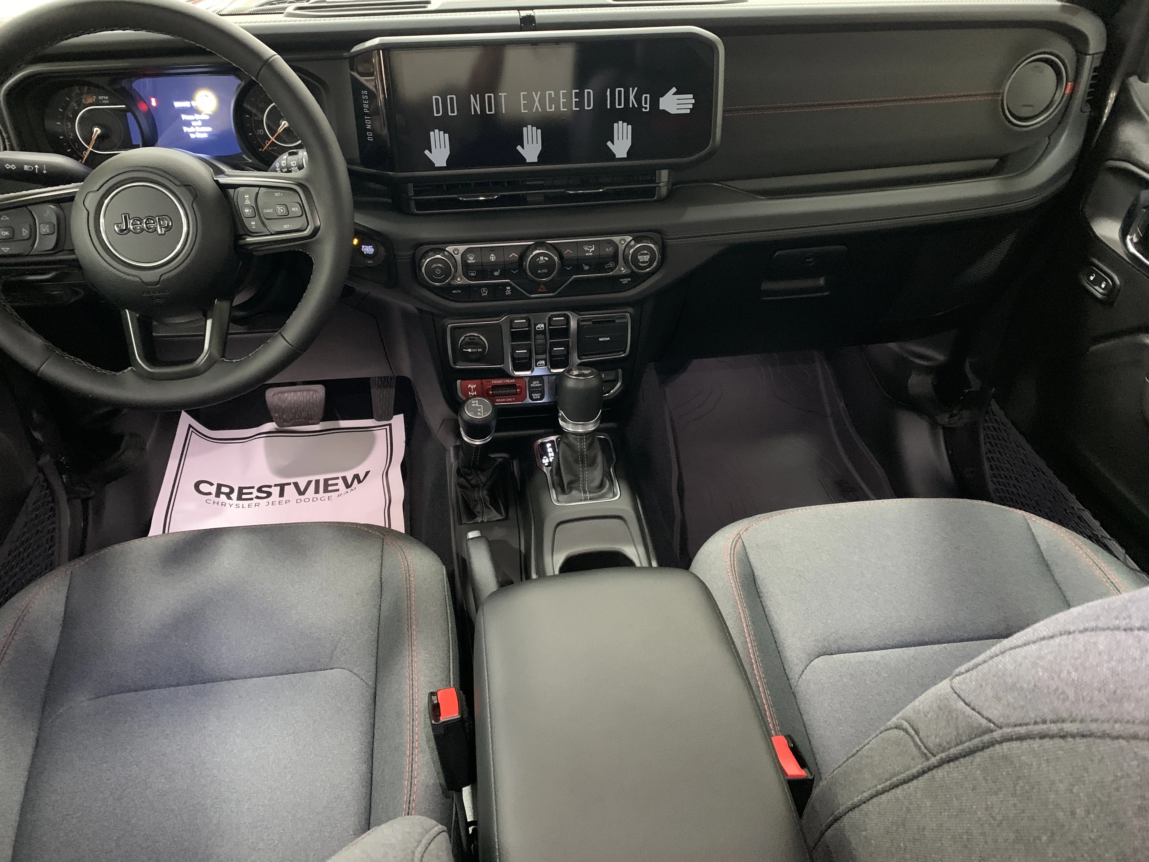 New 2025 Granite Crystal Metallic Jeep Rubicon image 12