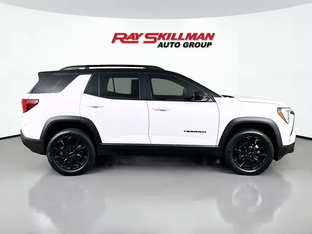 Used 2026 White GMC Elevation image 8