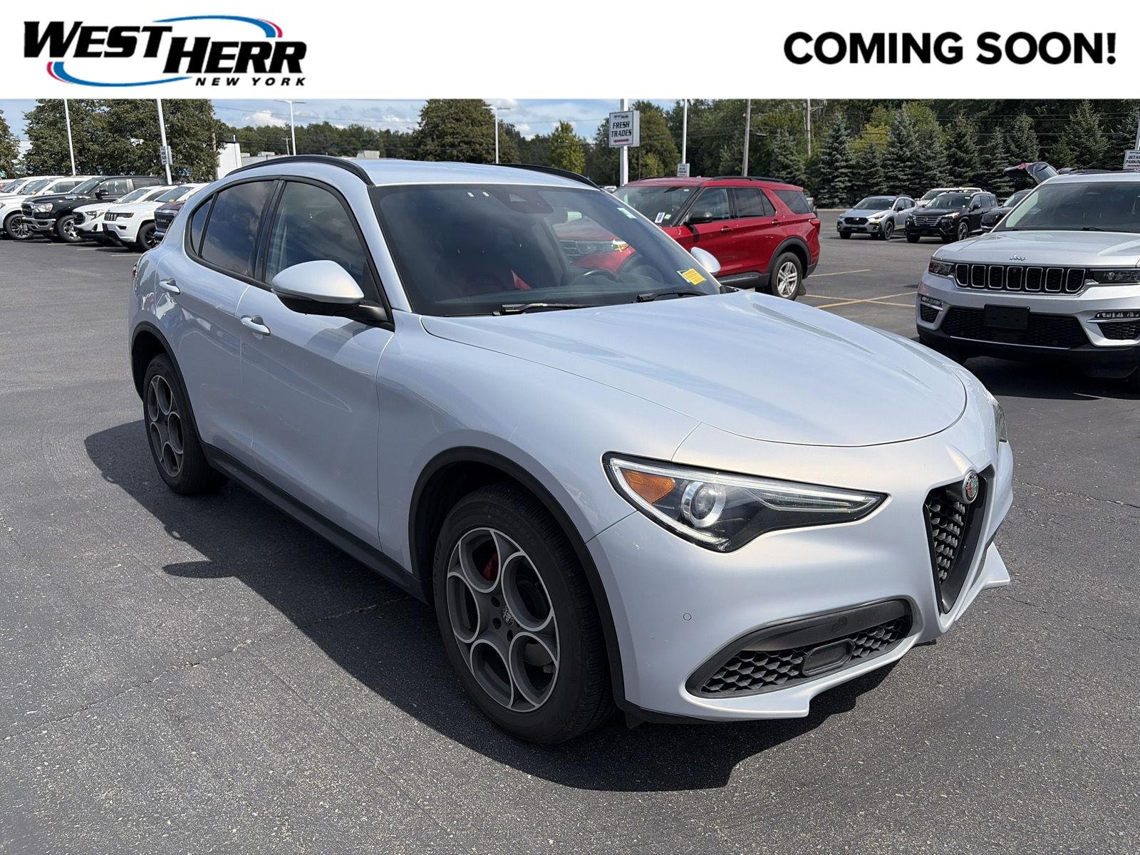 Used 2022 Moonlight Gray Metallic Alfa Romeo Sprint image 1