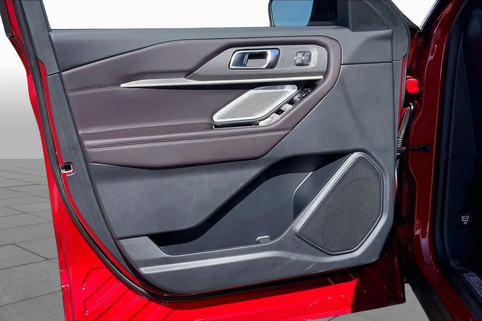 New 2026 Rapid Red Metallic Tinted Clearcoat Ford Platinum™ image 10