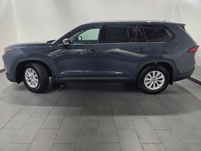Used 2026 White Toyota XLE image 2