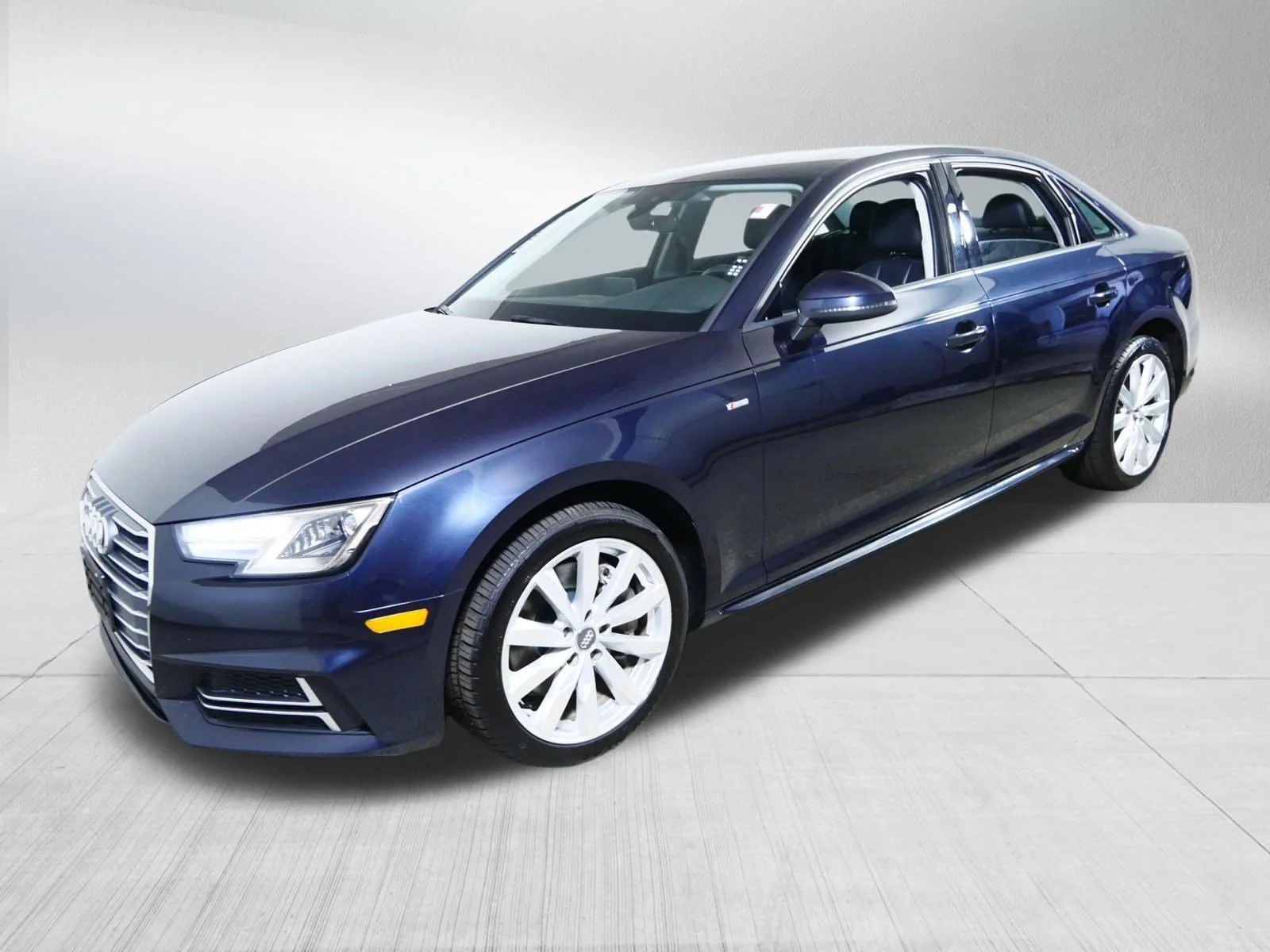 Used 2018 Gray Audi Premium image 3