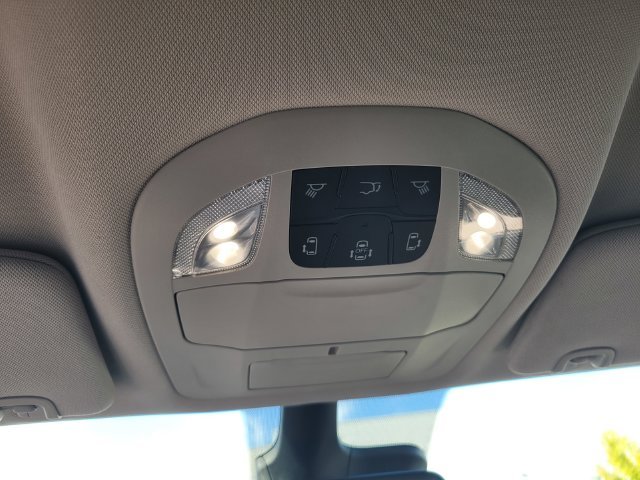 Used 2023 Black Chrysler Touring L image 22