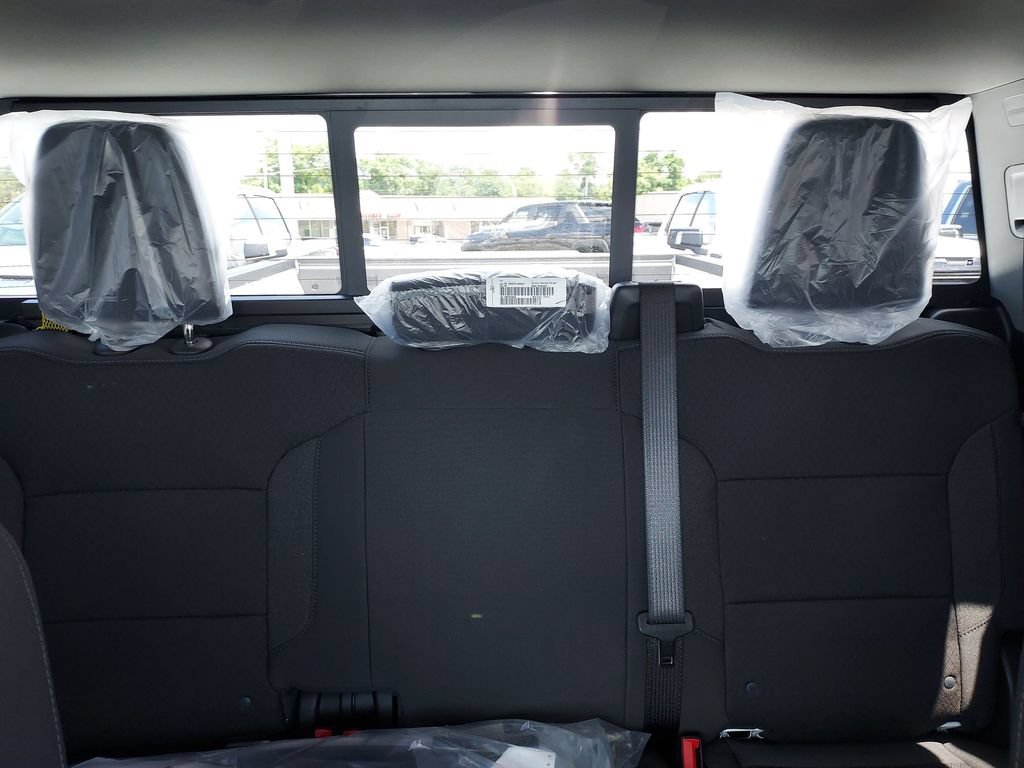 New 2026 Summit White GMC SLE image 13