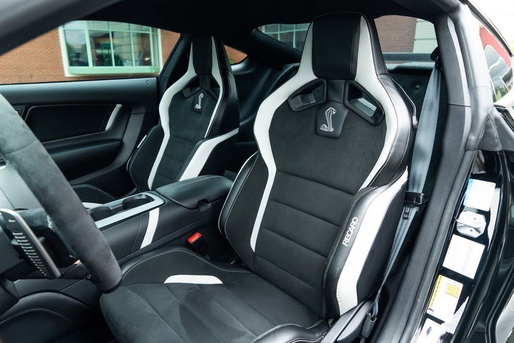 Used 2021 Shadow Black Ford Shelby GT500 image 4