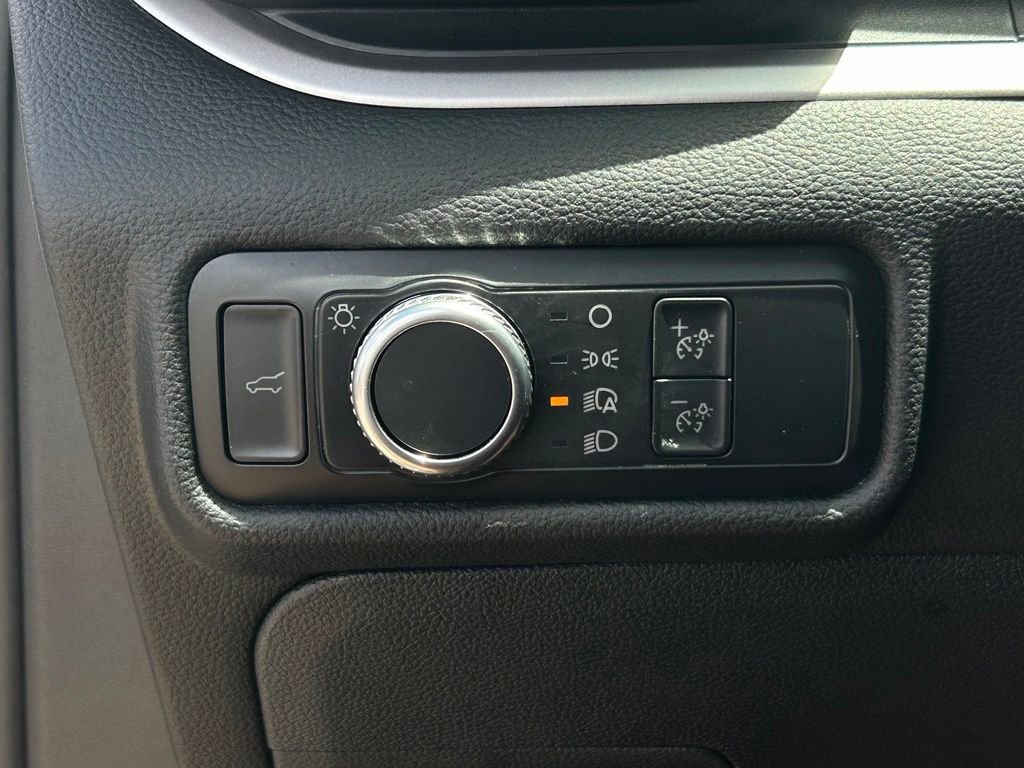 Used 2022 Oxford White Ford XLT image 24