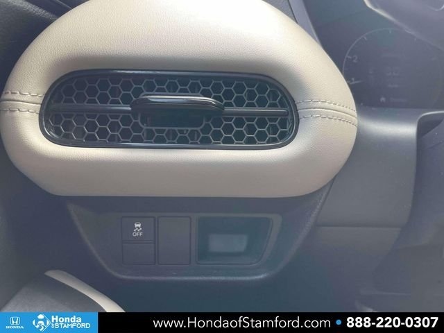 Certified Used 2024 Lunar Silver Metallic Honda LX image 19