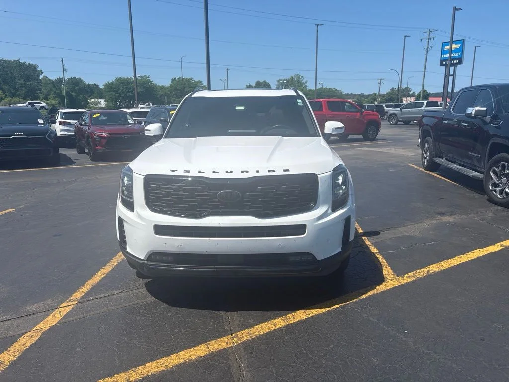 Used 2021 White Pearl Kia SX image 7