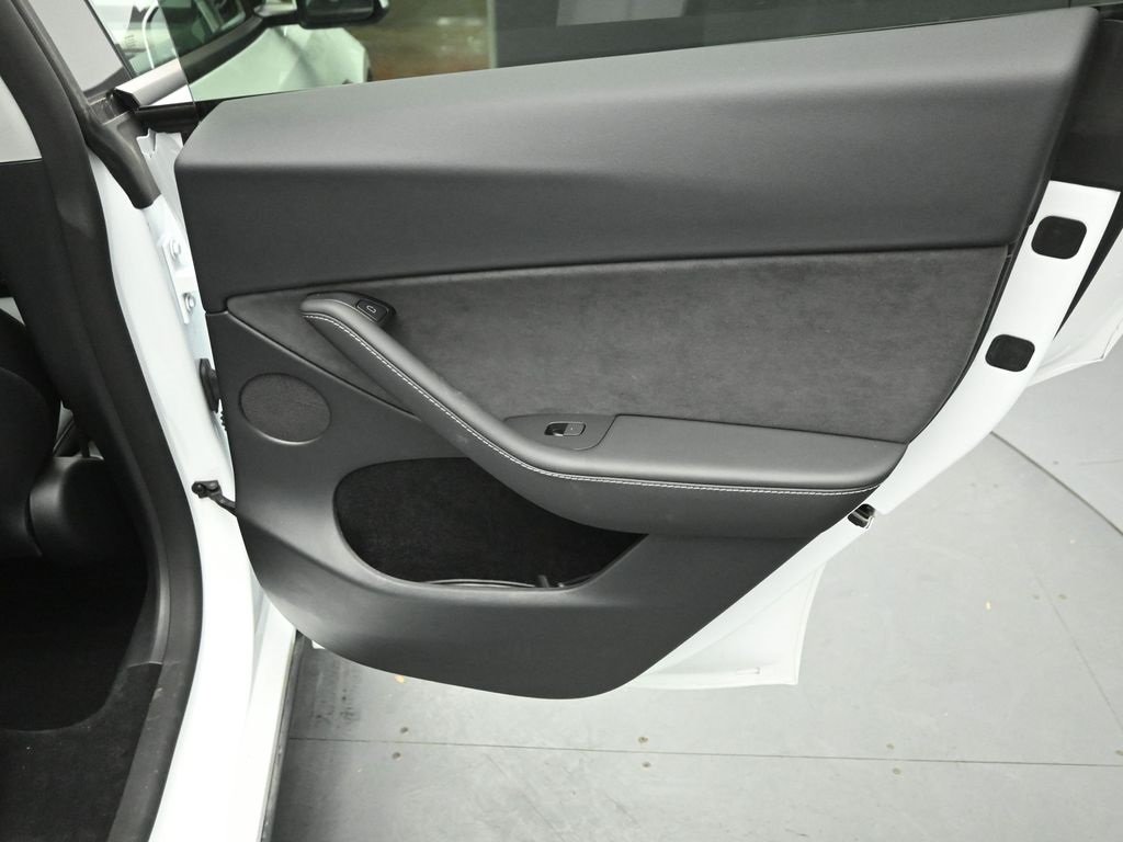 2023 TESLA MODEL Y - Image 22
