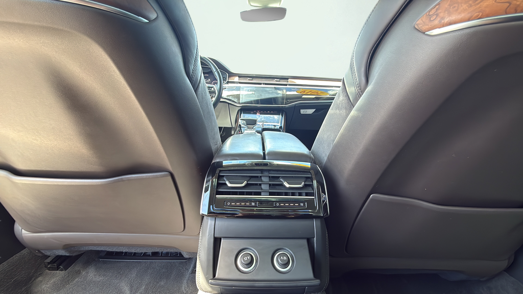 Used 2019 White Audi L 55 image 39