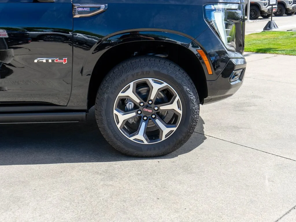 New 2026 Onyx Black GMC AT4 Ultimate image 37