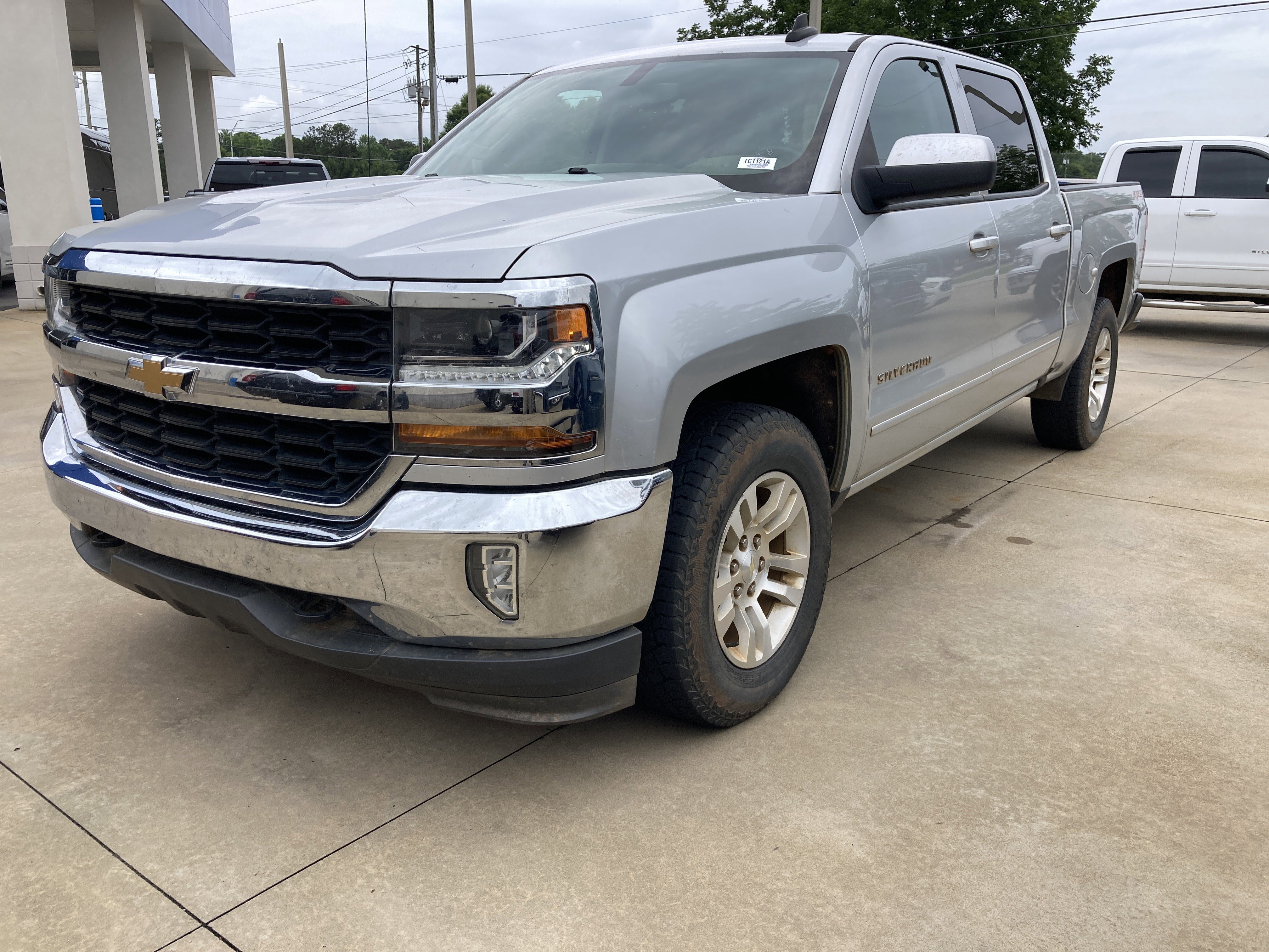 2018 Chevrolet Silverado 1500 LT 4X4 Crew Cab Short Box's photo