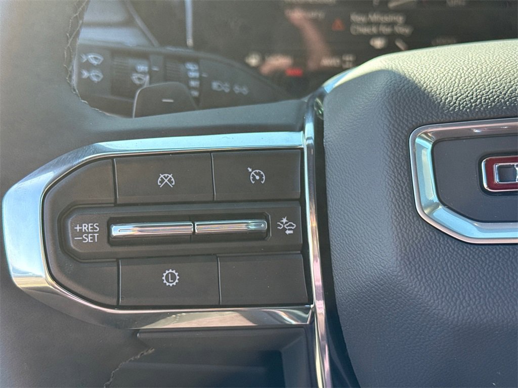 2026 GMC ACADIA - Image 19