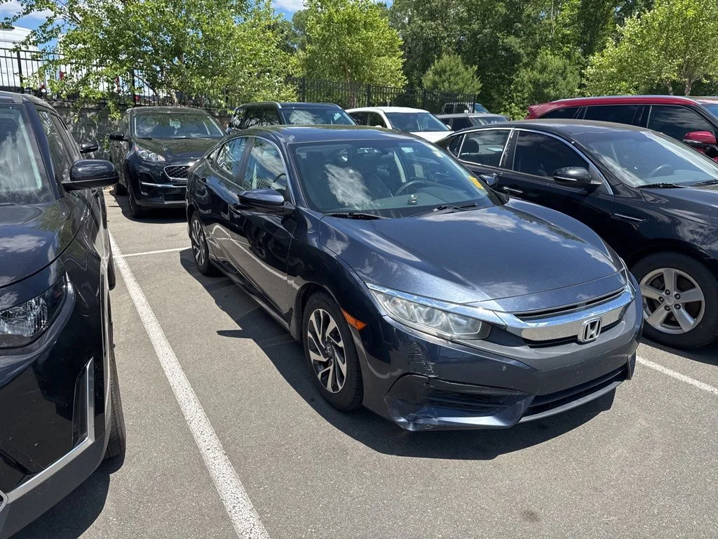 Used 2016  Honda EX image 8