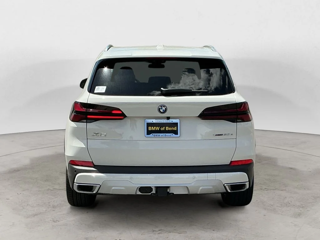 2026 BMW X5 50e - Photo 6
