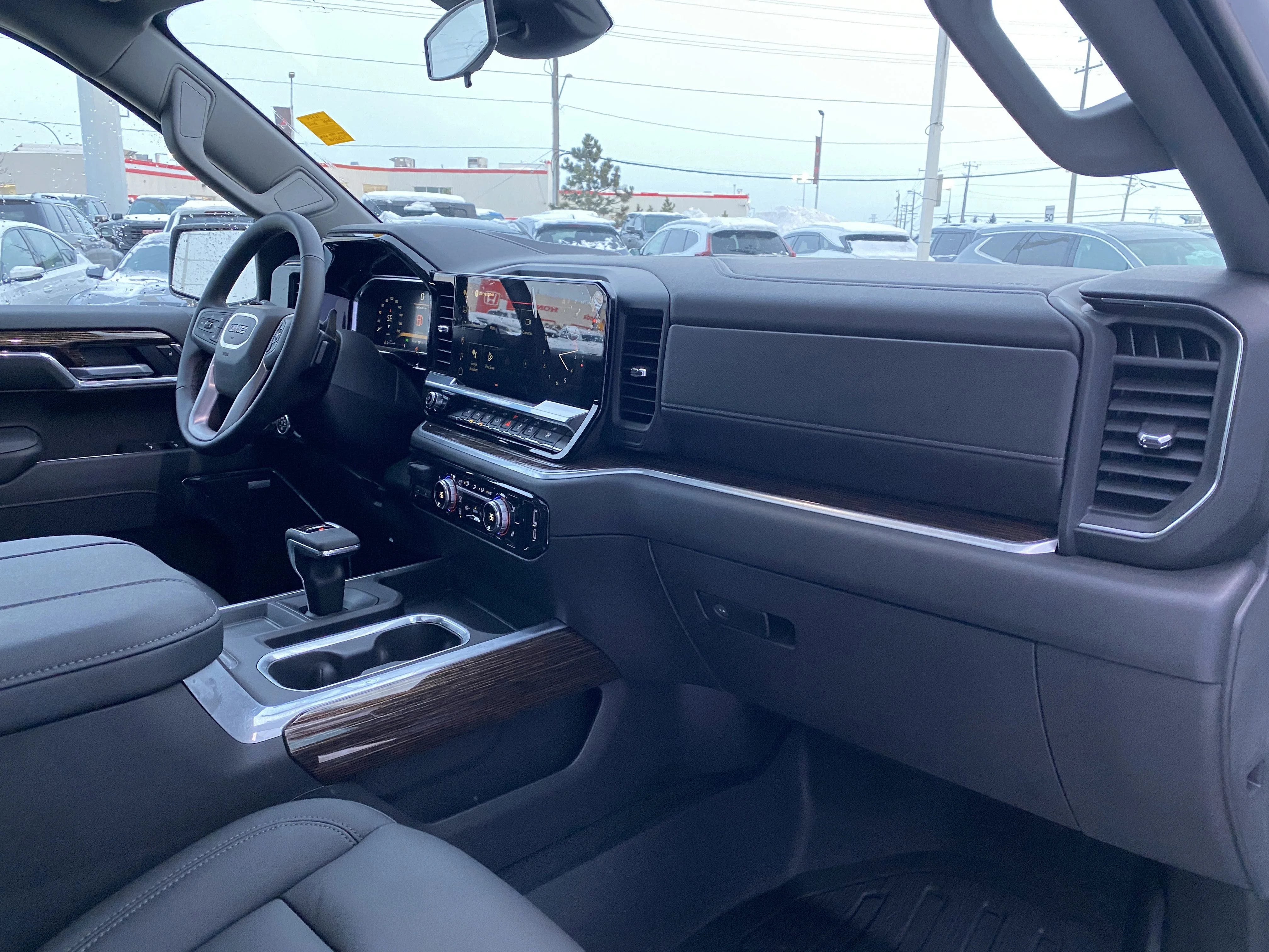New 2026 Summit White GMC Elevation image 30