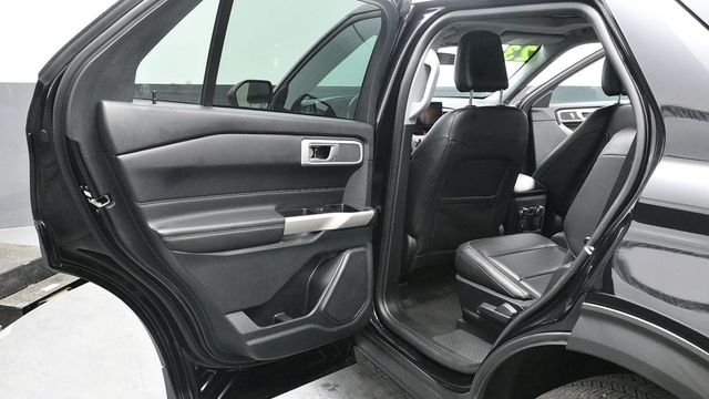 Used 2023 Black Ford XLT image 21
