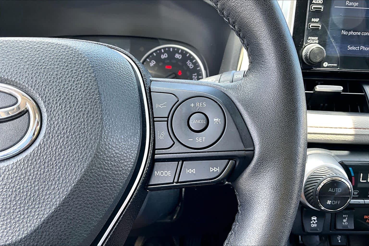Used 2021 Magnetic Gray Metallic Toyota XLE Premium image 25