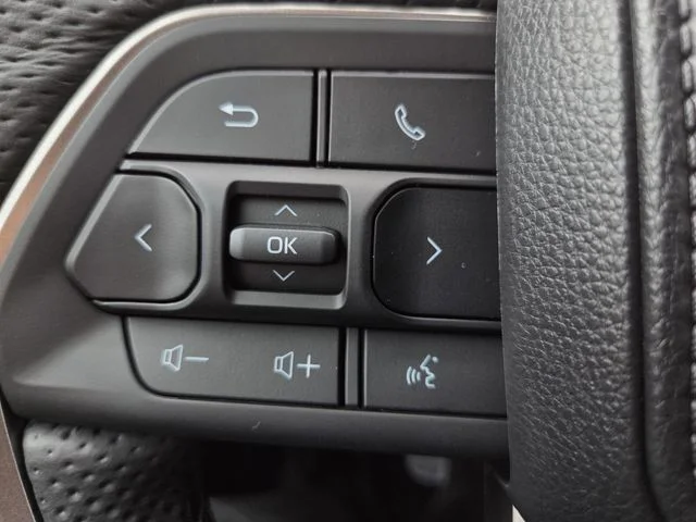 2026 Toyota Tacoma Limited - Photo 17