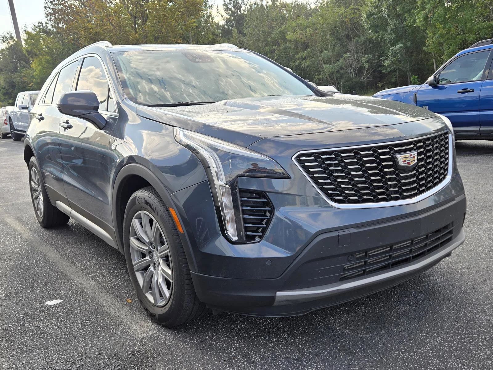 Used 2020 Shadow Metallic Cadillac Premium Luxury image 3