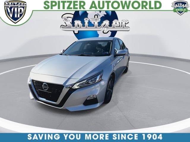 Used 2021 Silver Nissan 2.5 SV image 4