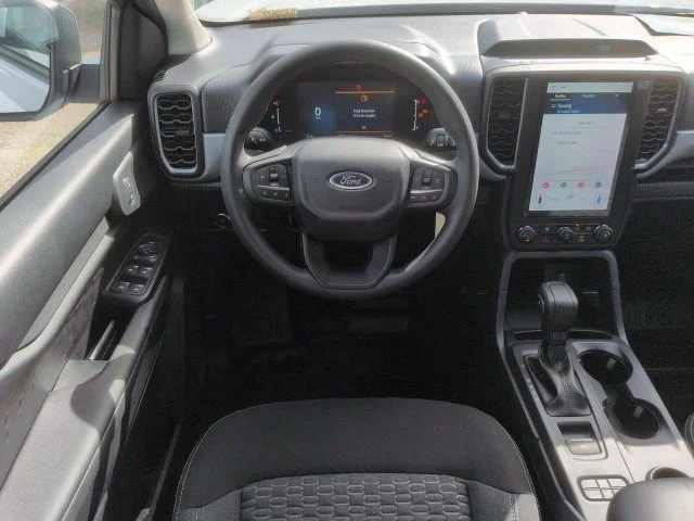 New 2026 Oxford White Ford XL image 16