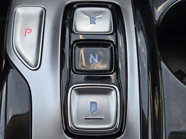 Used 2022 Quartz Hyundai Blue image 21