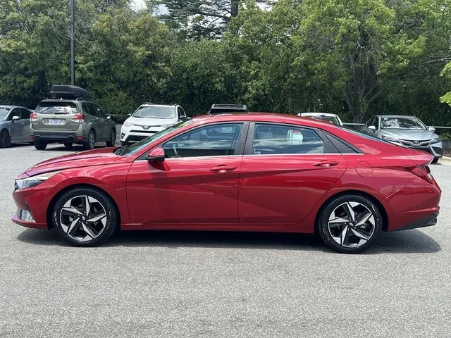 Used 2023 Red Hyundai Limited image 10