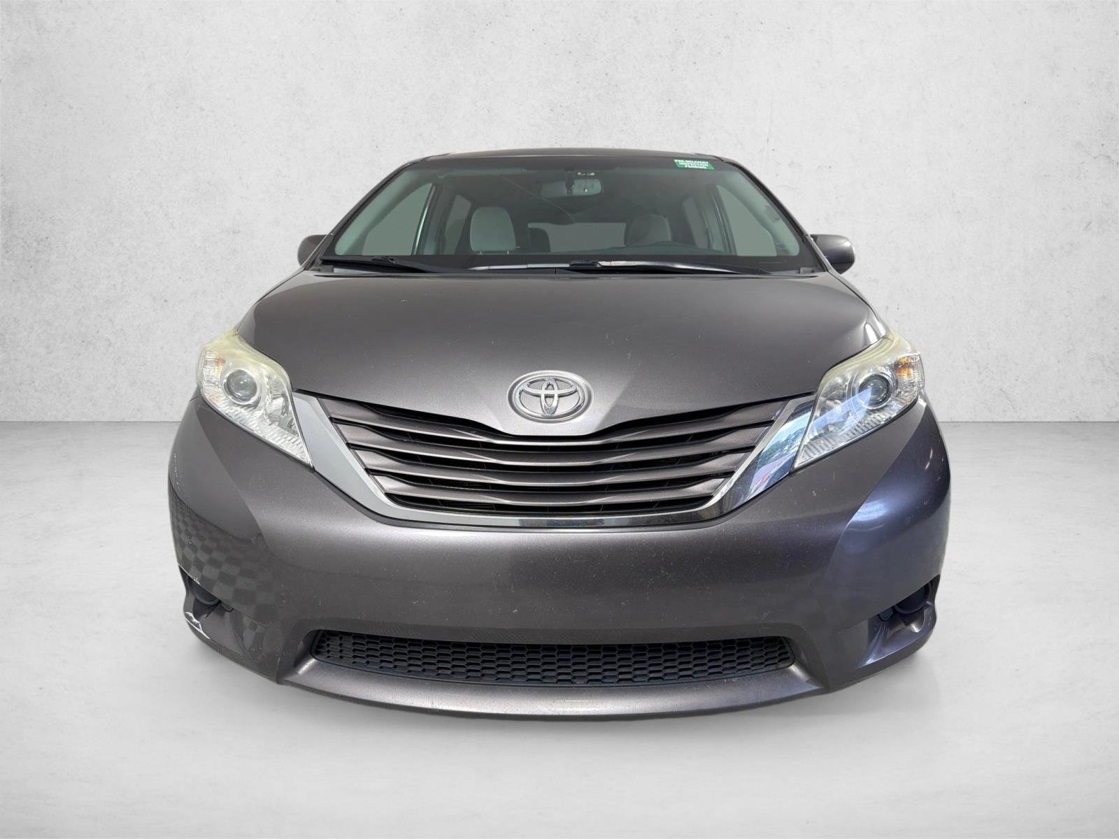 Used 2015 Predawn Gray Mica Toyota LE image 8