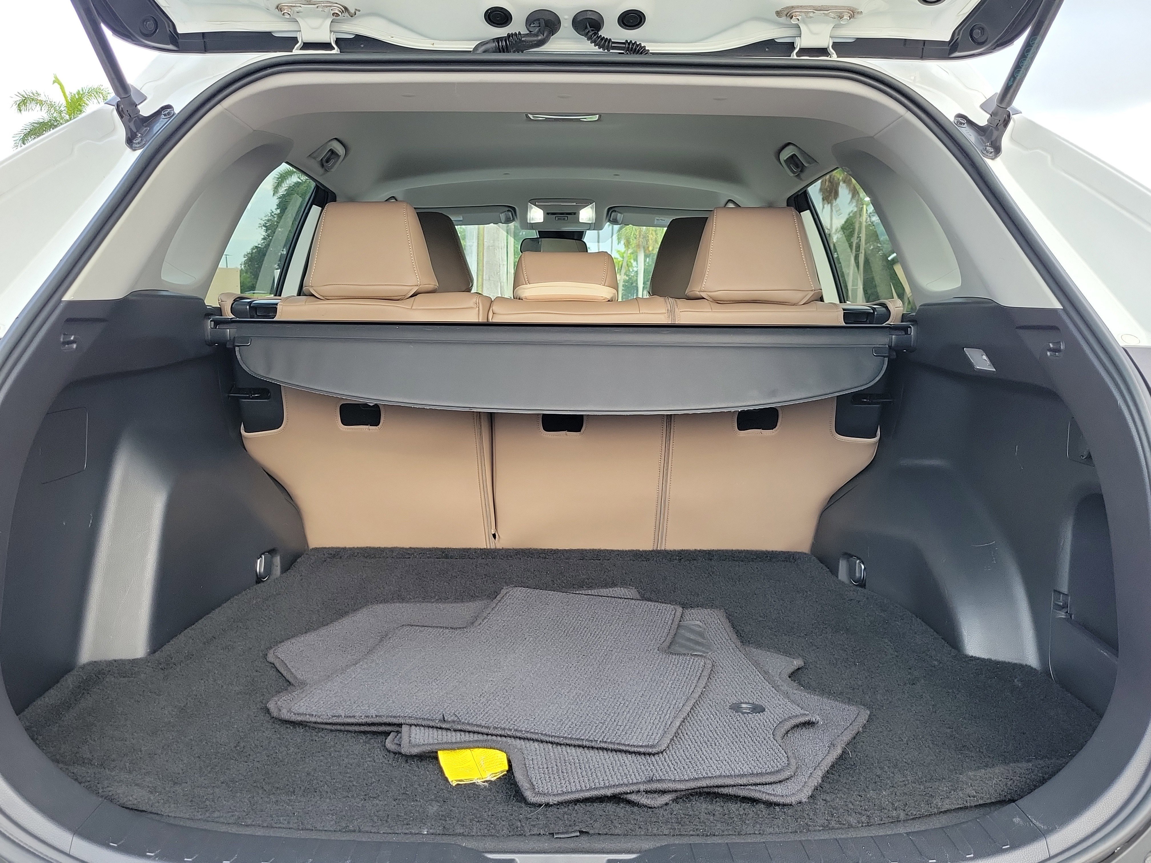 Used 2021 Super White Toyota XLE image 8