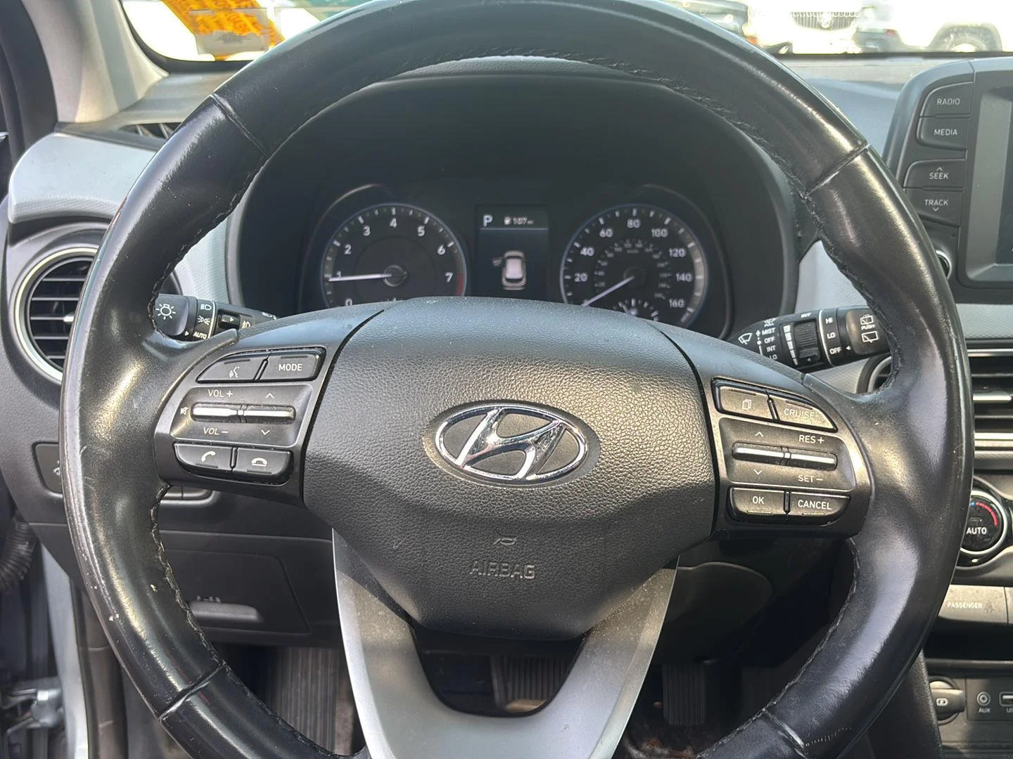 Used 2020 Sonic Silver Hyundai Limited image 9