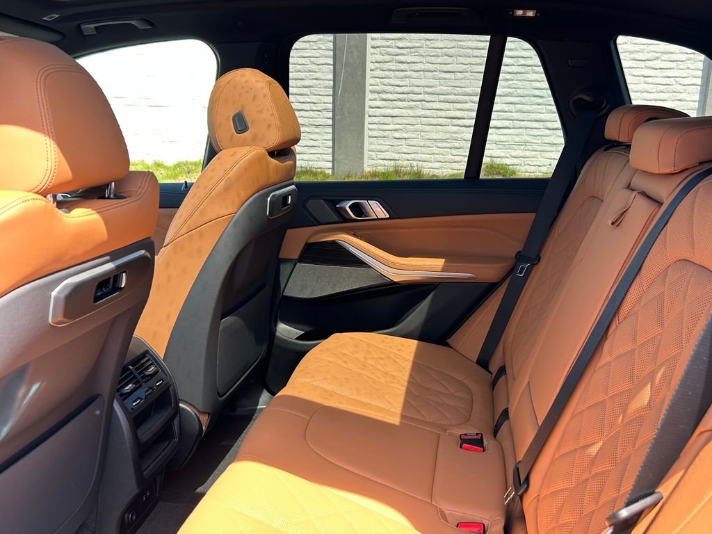 New 2026 Skyscraper Grey Metallic BMW xDrive40i image 30