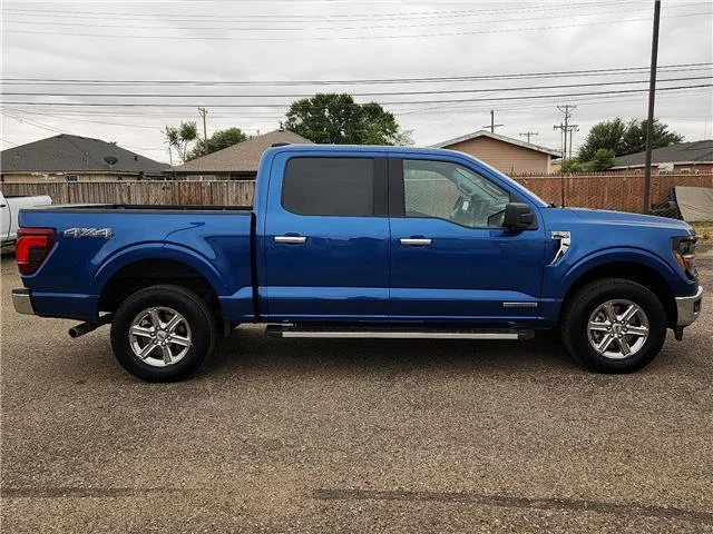 Used 2024 Atlas Blue Metallic Ford XLT 4x4 SuperCrew Cab 5.5 ft. box 145 in. WB image 5