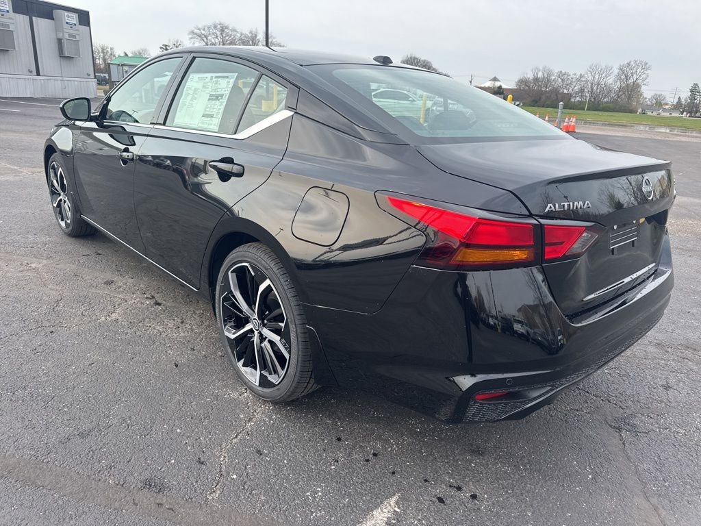 New 2026 Super Black Nissan SR image 6