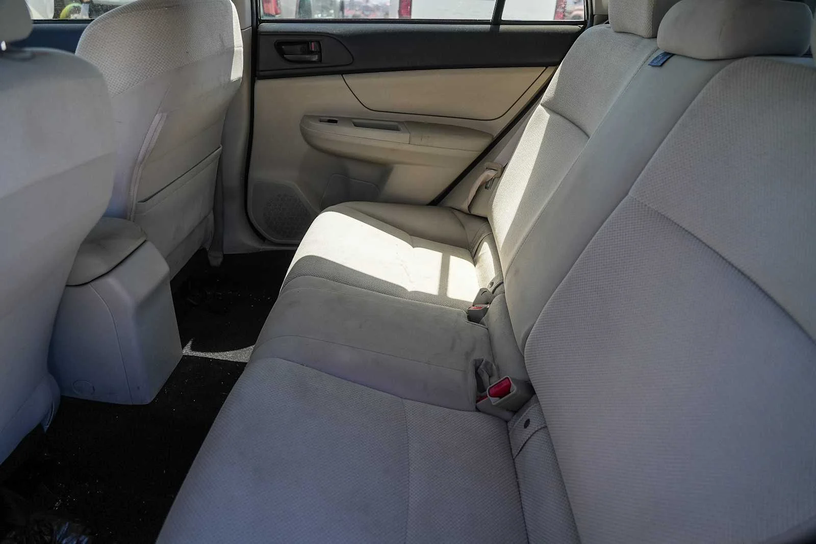 Used 2013 Crystal Black Silica Subaru 2.0i image 14