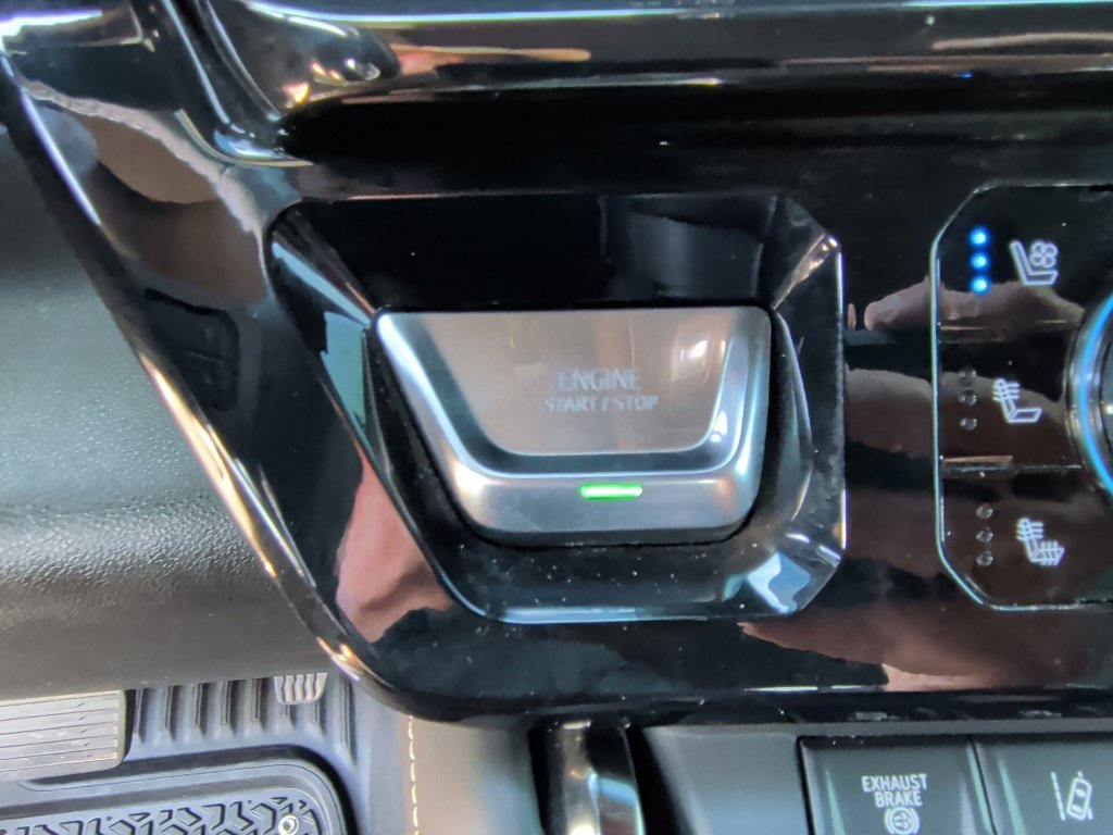 Used 2024 Summit White GMC AT4X image 26