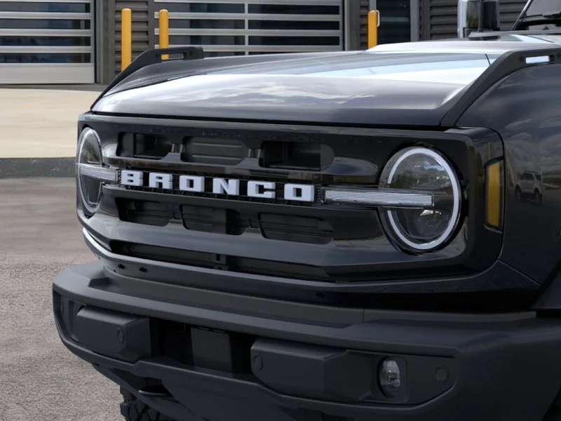 New 2026 Shadow Black Ford Outer Banks® image 19
