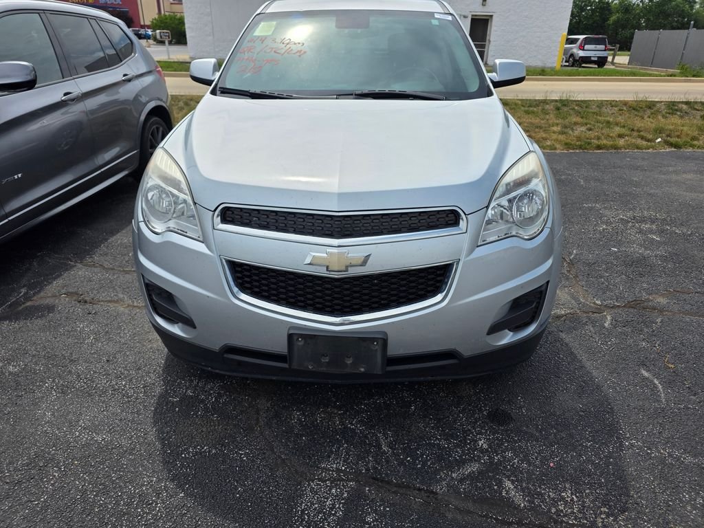 Used 2015 Silver Ice Metallic Chevrolet LT image 1